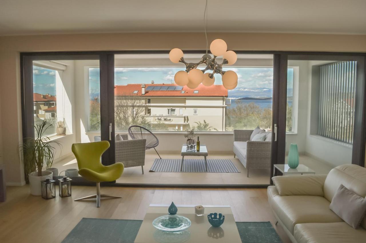 Rova Apartment Малинска Экстерьер фото